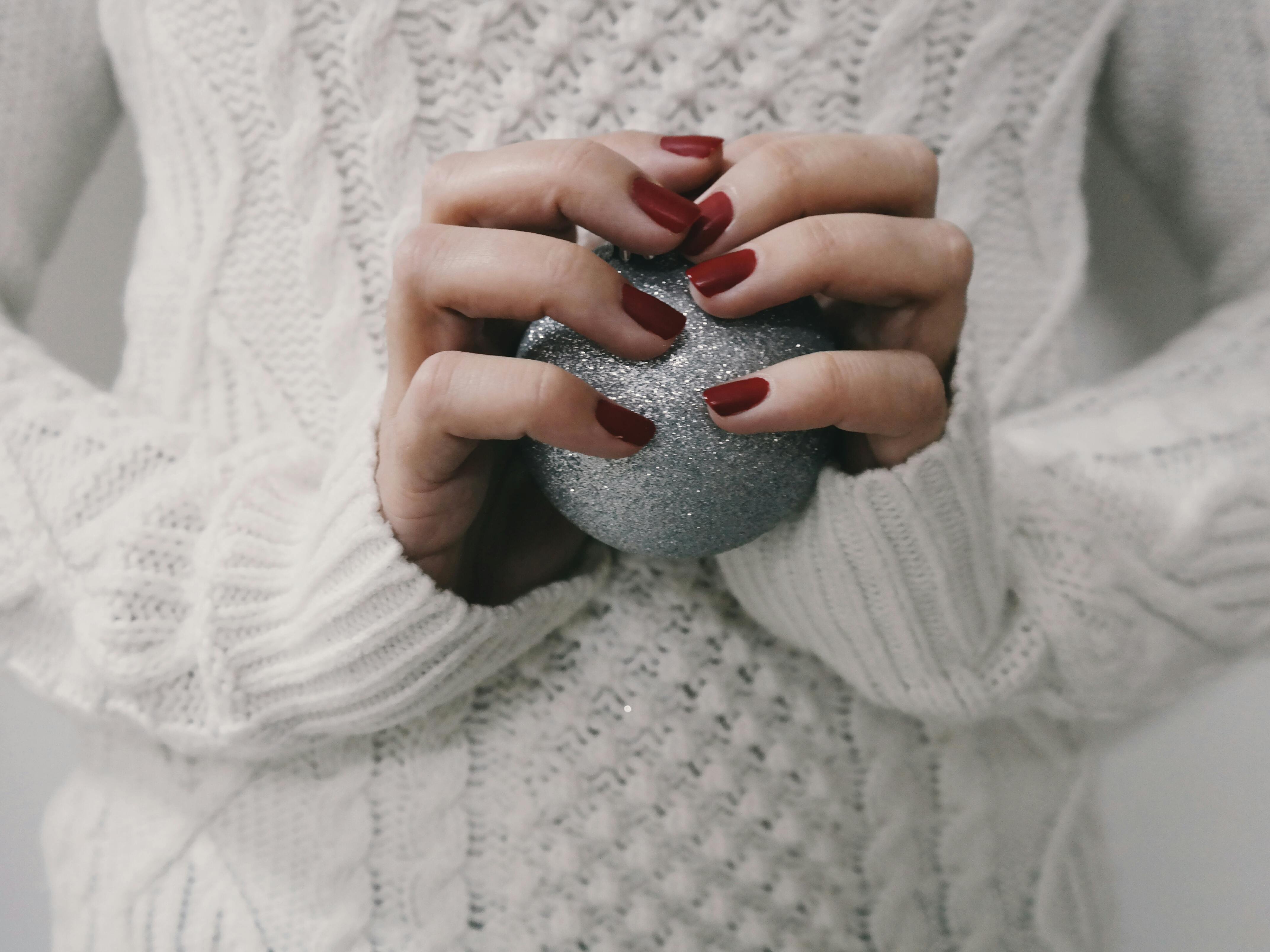 Best Supplement for Nails in UK - 2025 - Nuchu